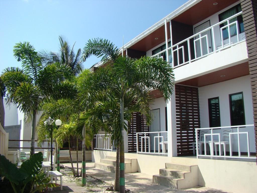 Sea Beach Koh Larn 2 Hotel Exterior photo
